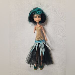 Monster High Doll Cleo de Nile Ghouls Rule Mattel Fashion Doll 2008